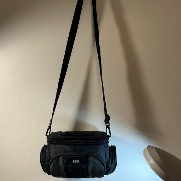 Case Logic Camera Case - Picture 2 of 3